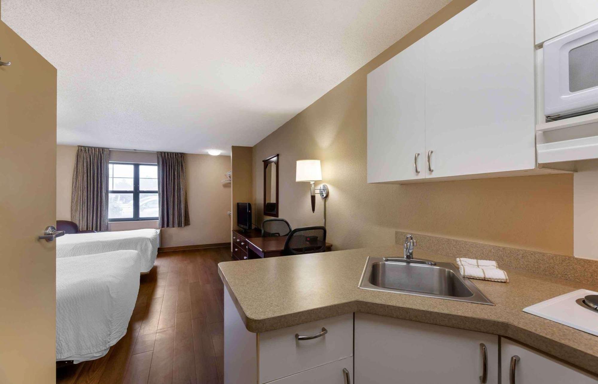 Extended Stay America Suites - Cleveland - Brooklyn Kültér fotó