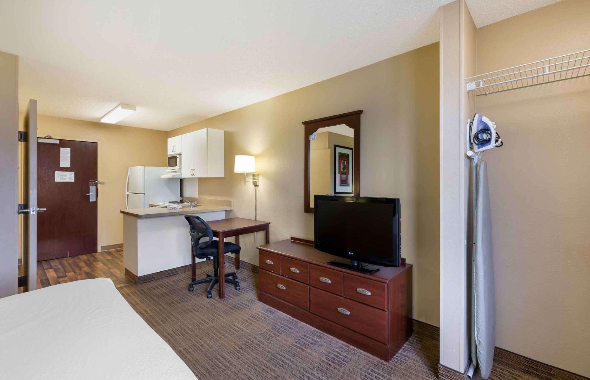 Extended Stay America Suites - Cleveland - Brooklyn Kültér fotó
